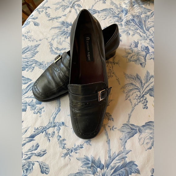 Etienne Aigner 9W Women's Blue Black Leather Slip On Loafers w/ Silver Buckle - Picture 7 of 8